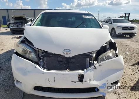 2014 Toyota Sienna Le from USA, damaged, VIN 5TDKK3DC5ES424111